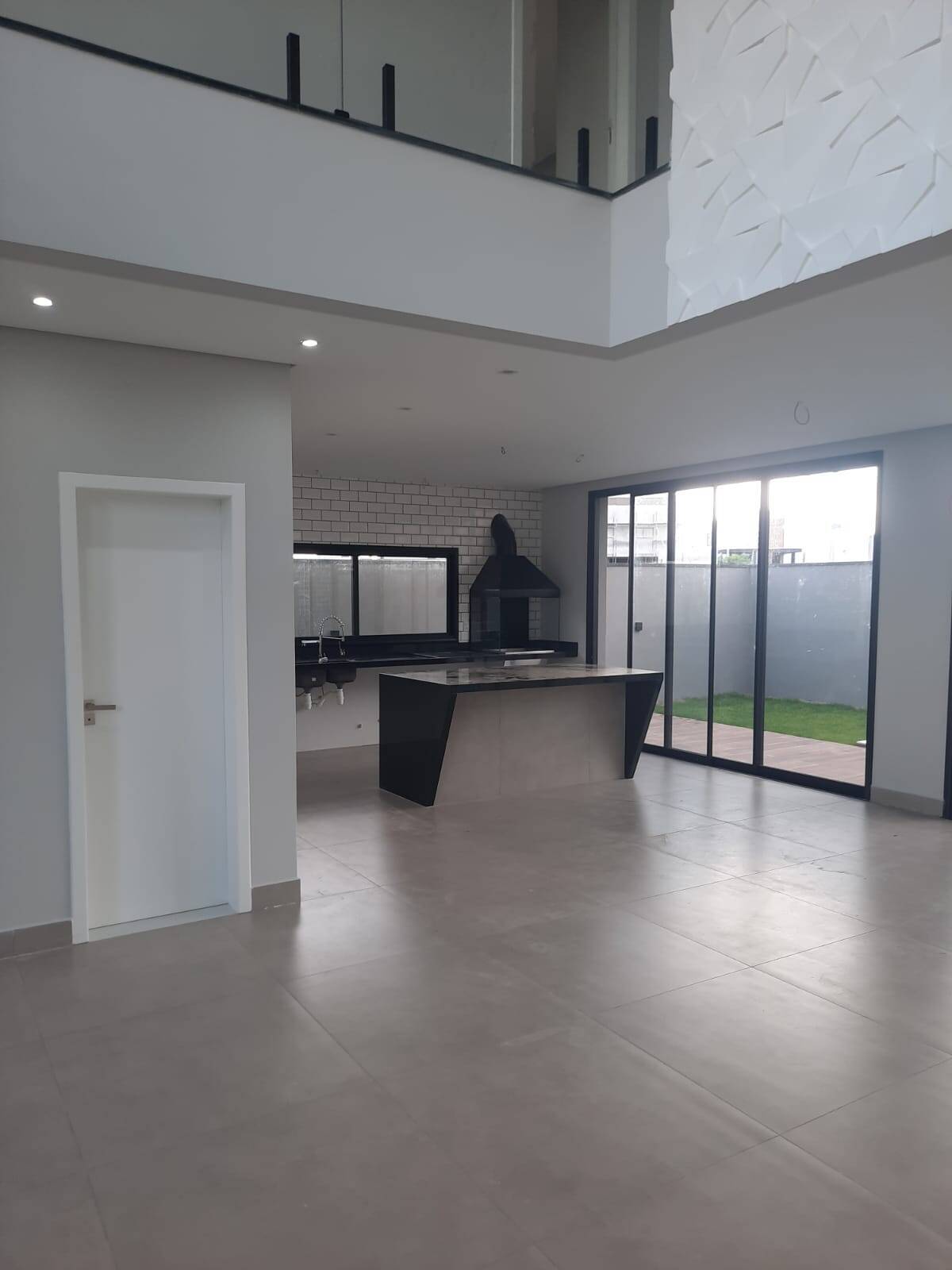 Casa, 3 quartos, 224 m² - Foto 2