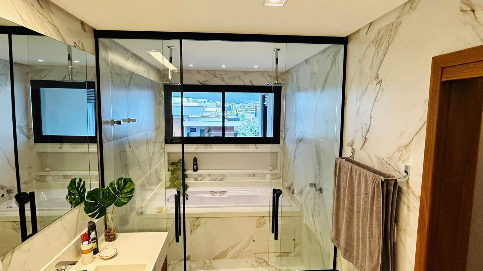 Casa, 3 quartos, 323 m² - Foto 17