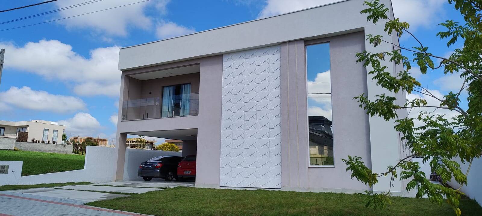 Casa, 4 quartos, 326 m² - Foto 1