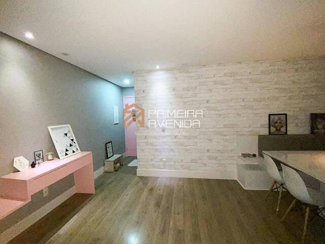 Apartamento para Venda em São José dos Campos - 2