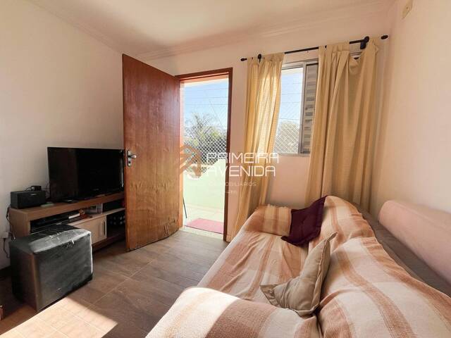 Casa para Venda em São José dos Campos - 4