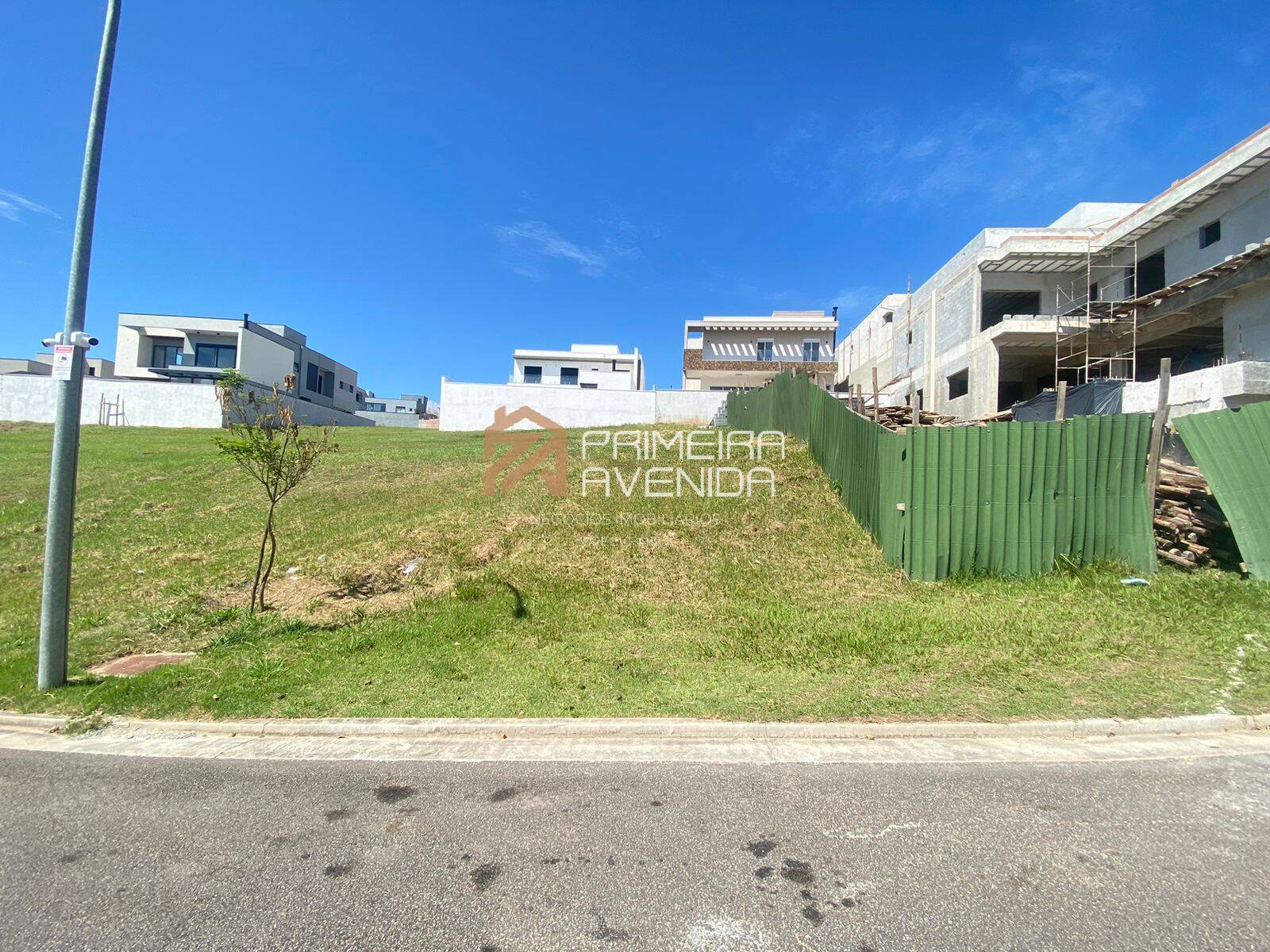 Terreno de 480m² no Condomínio Alphaville 1 - São José dos Campos/SP