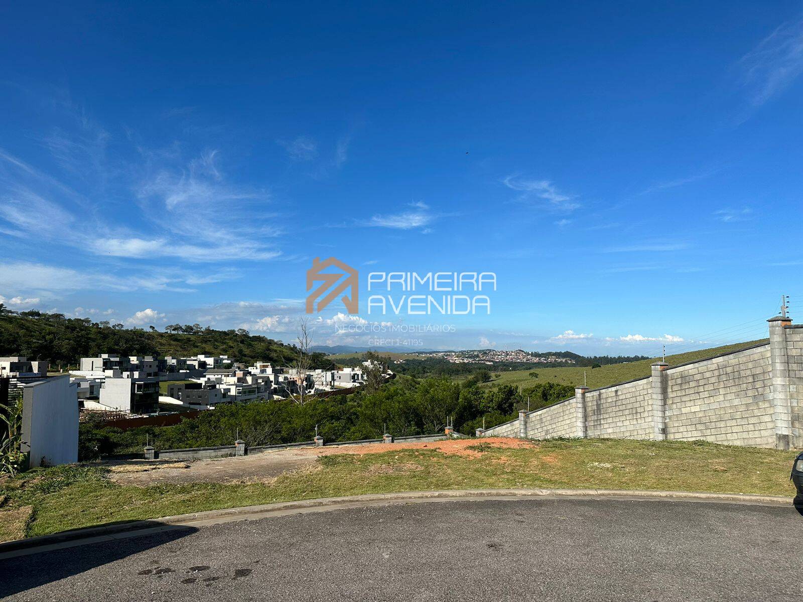 Terreno 483m² - Alphaville 2 - Urbanova