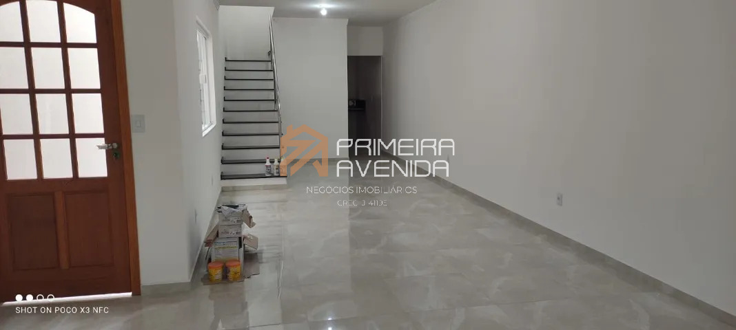 Sobrado de 150m² - 3 dorms / 1 suíte - 2 vagas - Jardim Satélite