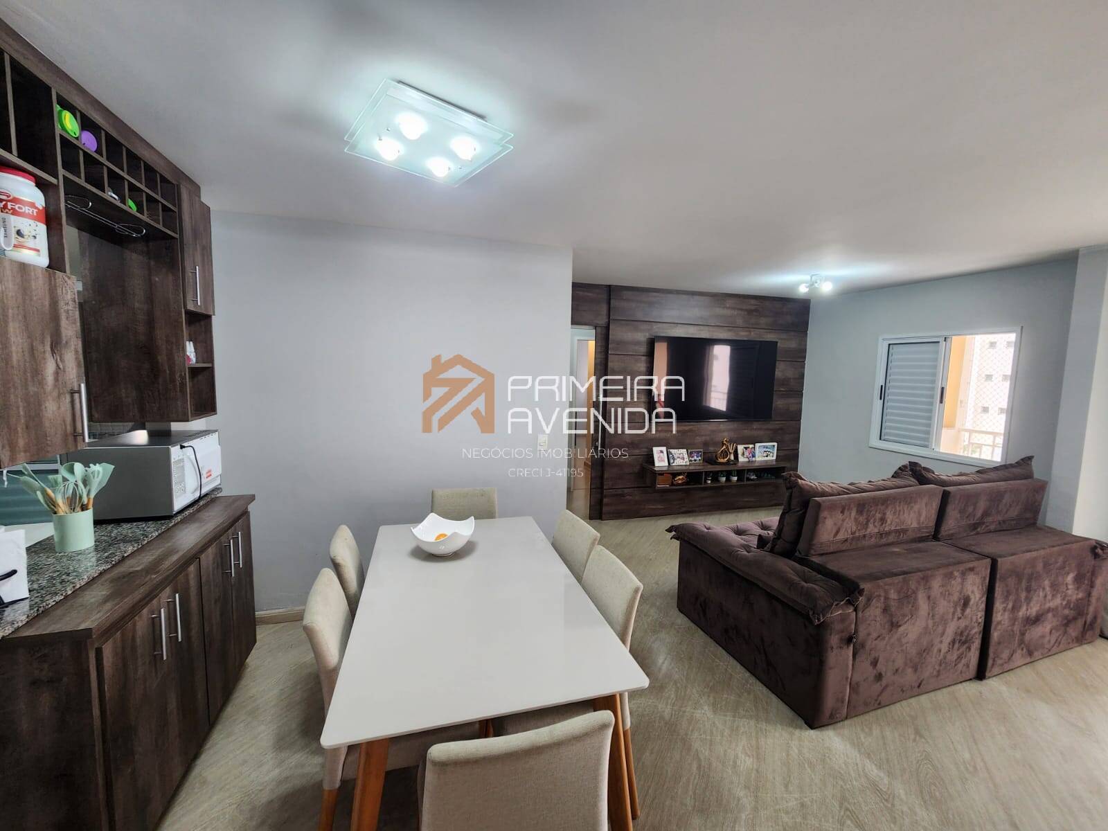 Apartamento de 100m² - 3 dorms / 2 suítes - 2 vagas - Vila Bethânia