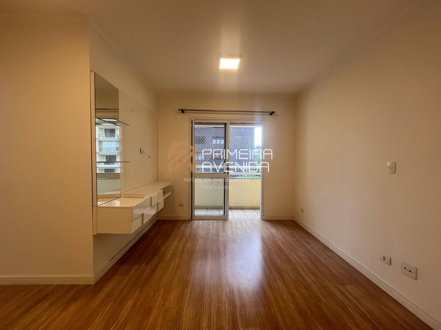 Apartamento de 80m² - 3 dorms, 1 suíte - 2 vagas - Jardim Aquarius