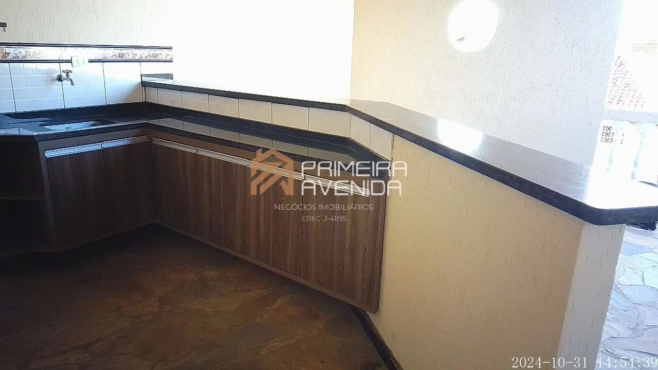 Sobrado à venda com 3 quartos, 200m² - Foto 18