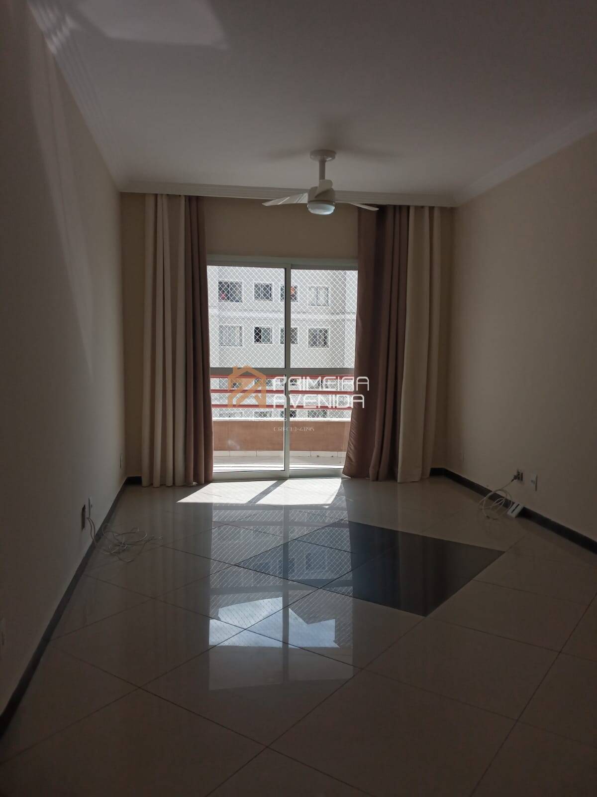 Apartamento 90m² - 3 dorms/ 1 suíte - Torres do Parque