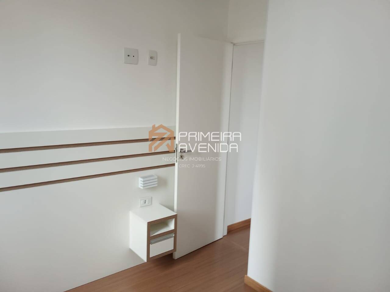 Apartamento para alugar com 4 quartos, 103m² - Foto 12
