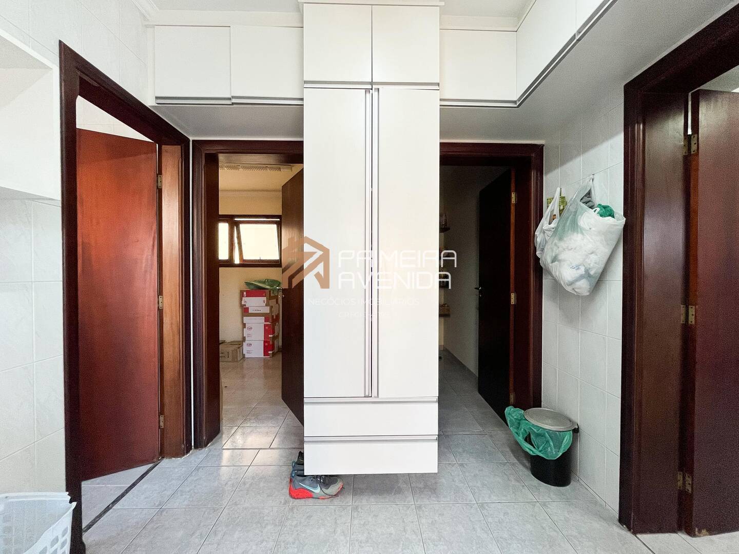 Casa à venda com 4 quartos, 340m² - Foto 9