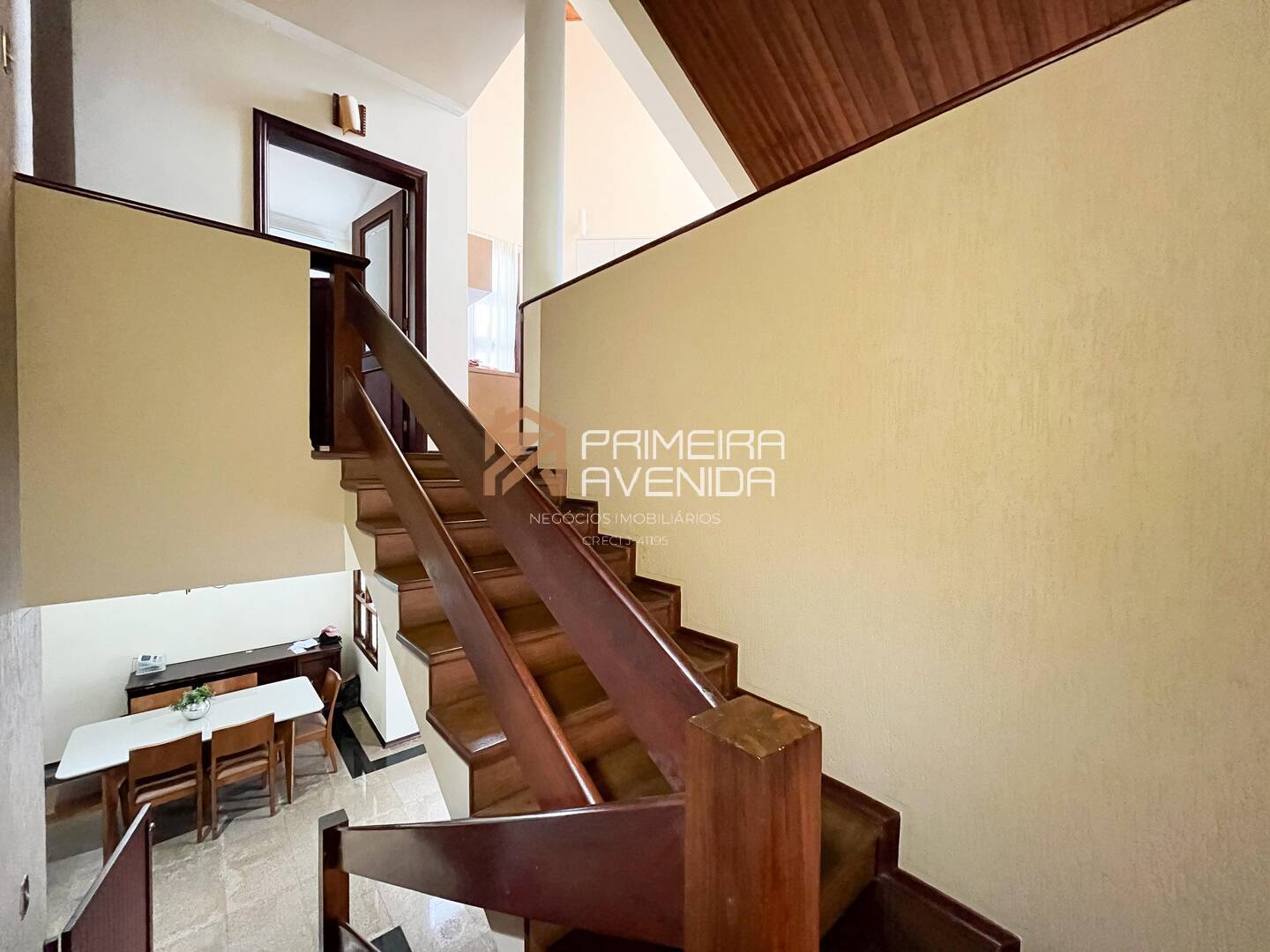 Casa à venda com 4 quartos, 340m² - Foto 7