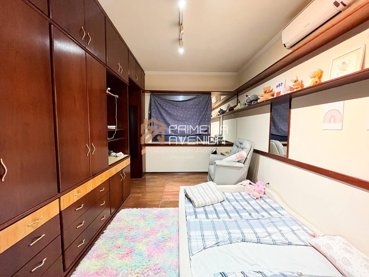 Casa à venda com 4 quartos, 340m² - Foto 13